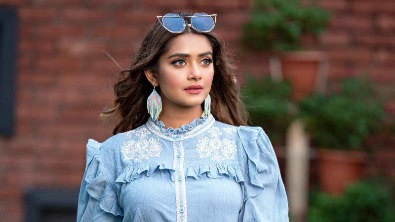 Moskva davlat universiteti yotoqxonasida erotik massaj Rossiyalik mashhur yulduzlar videolari (xxx)